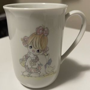 Vintage 1984 Precious Moments Collectible Coffee / Tea Cup - 8 oz